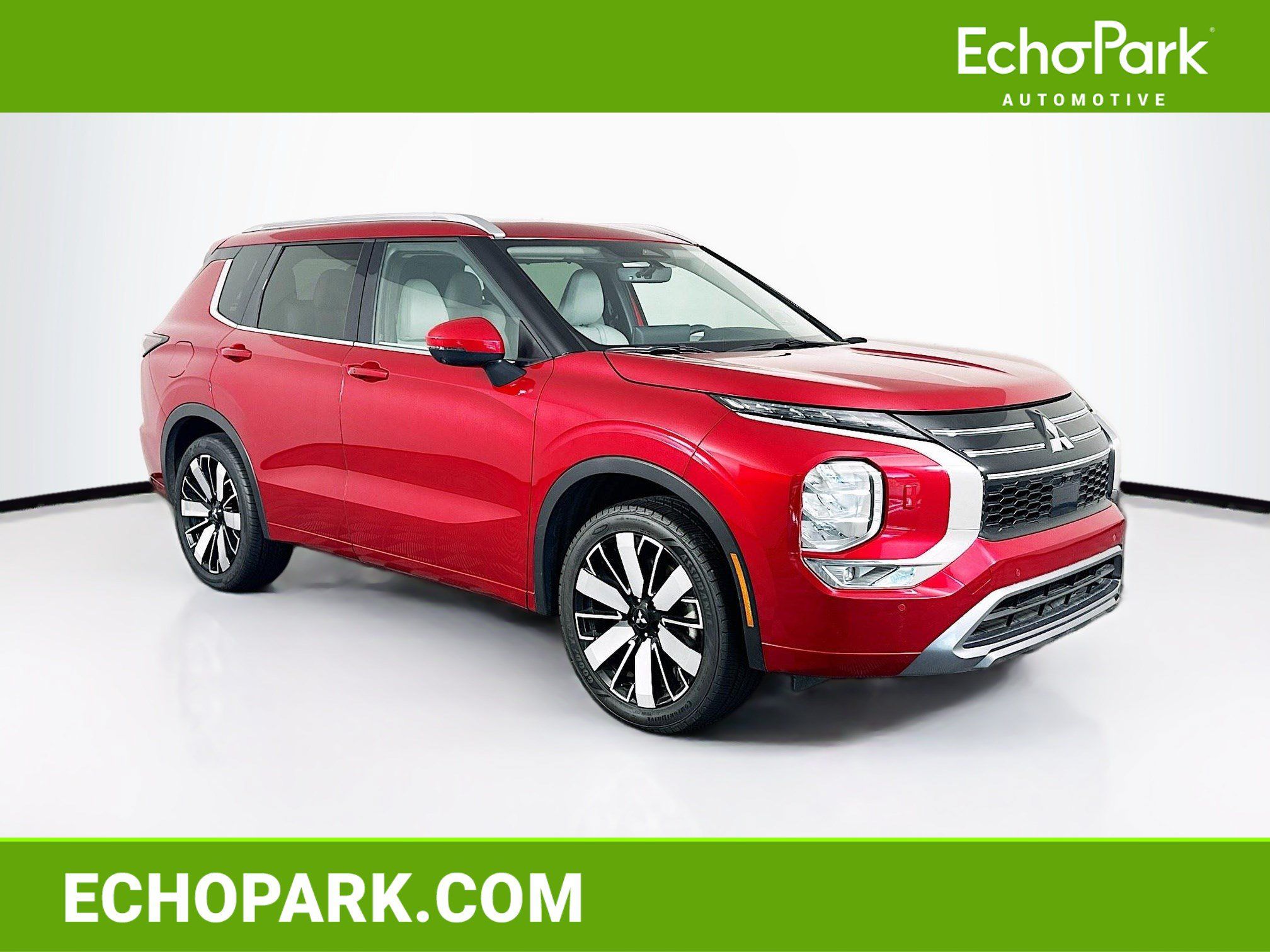 Used 2025 Mitsubishi Outlander SEL AWD/4WD image 1
