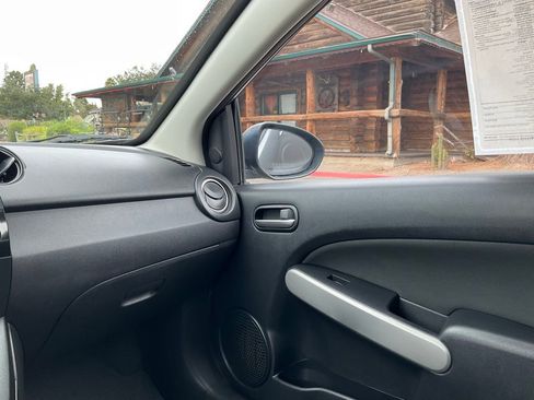 Used 2013 MAZDA MAZDA2 Touring image 50