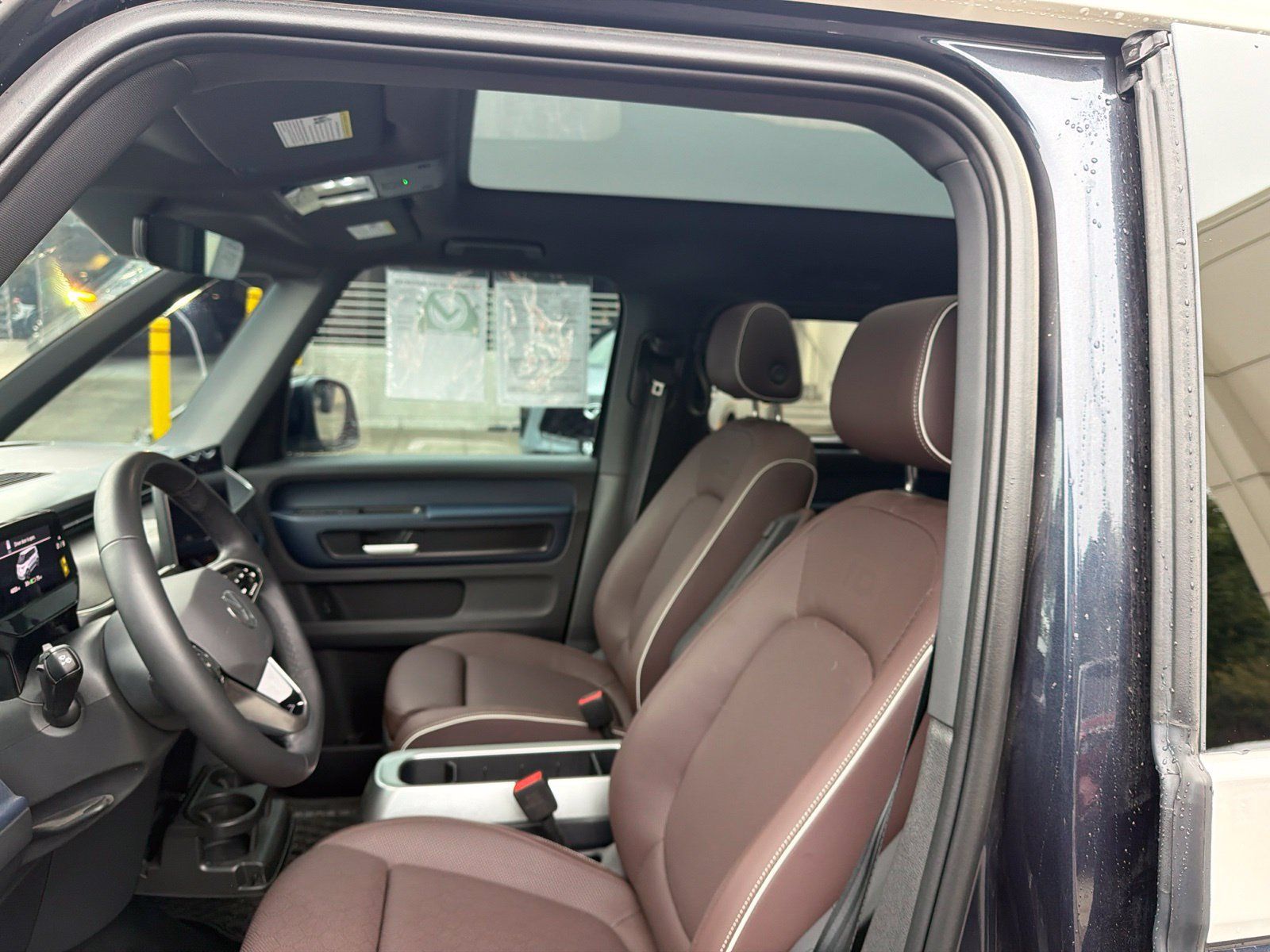 Used 2025 Volkswagen ID. Buzz Pro S Plus AWD/4WD image 13