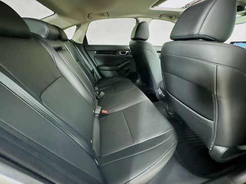 Used 2024 Honda Civic Touring image 32