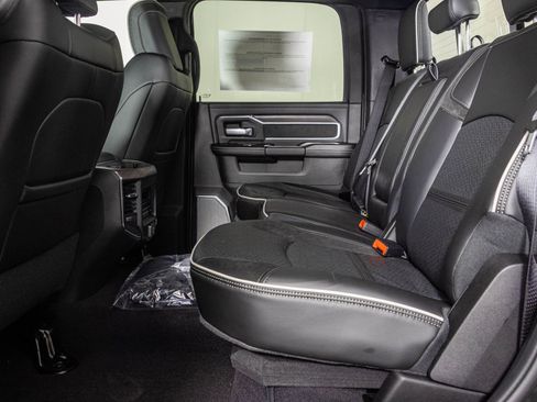 New 2026 RAM 3500 Laramie AWD/4WD image 44