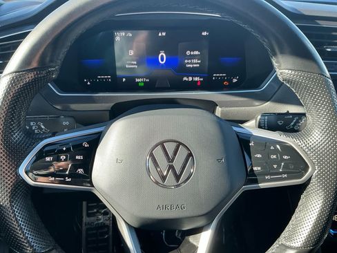 Used 2023 Volkswagen Tiguan SE R-Line image 24