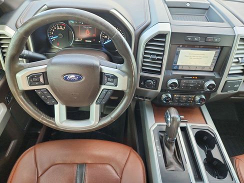 Used 2018 Ford F150 King Ranch w/ Equipment Group 601A Luxury AWD/4WD image 11
