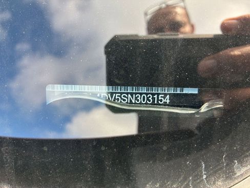 Used 2025 Nissan Altima 2.5 SV FWD image 24