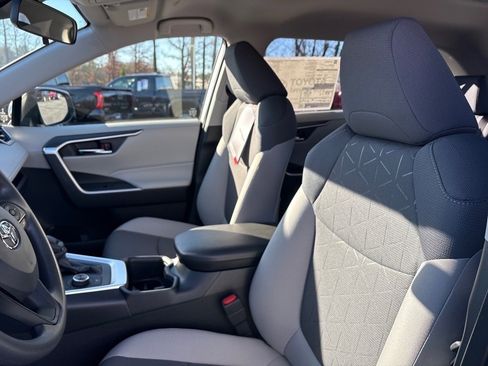 New 2025 Toyota RAV4 XLE image 23