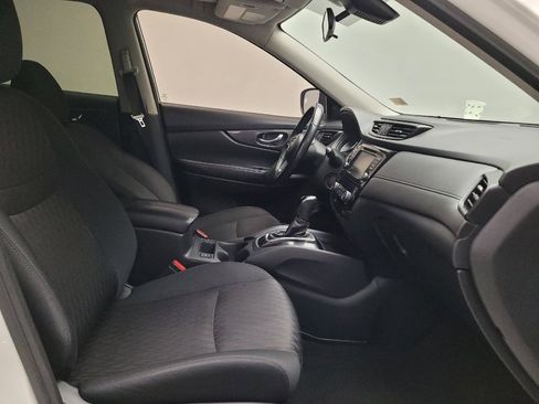 Used 2019 Nissan Rogue SV FWD image 21