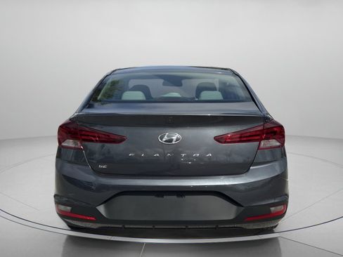 Used 2020 Hyundai Elantra SE image 4