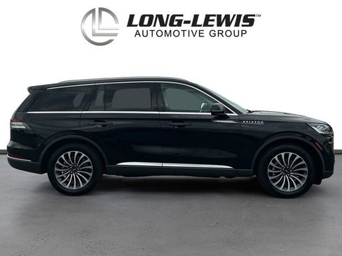 Certified 2023 Lincoln Aviator Reserve w/ Equipment Group 201A AWD/4WD image 8