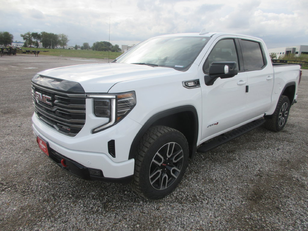 New 2026 GMC Sierra 1500 AT4 w/ AT4 Premium Package AWD/4WD image 10