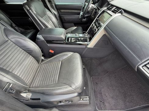 Used 2019 Land Rover Discovery HSE Luxury image 21