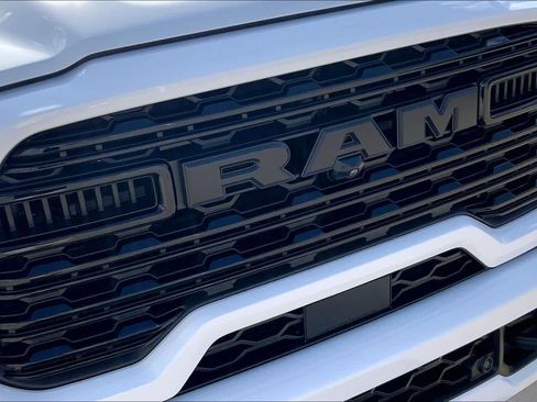 Used 2026 RAM 2500 Limited AWD/4WD image 30