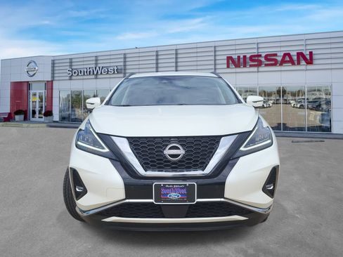 Used 2024 Nissan Murano SV FWD image 2