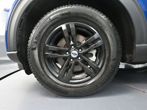 Used 2020 Ford Explorer XLT w/ Comfort Package AWD/4WD image 17