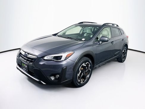 Used 2023 Subaru Crosstrek 2.5i Limited w/ Moonroof Package image 3