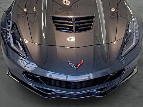 Used 2019 Chevrolet Corvette Z06 image 16