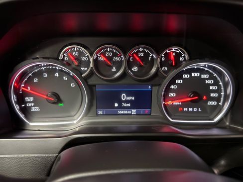 Used 2021 Chevrolet Silverado 1500 RST AWD/4WD image 19