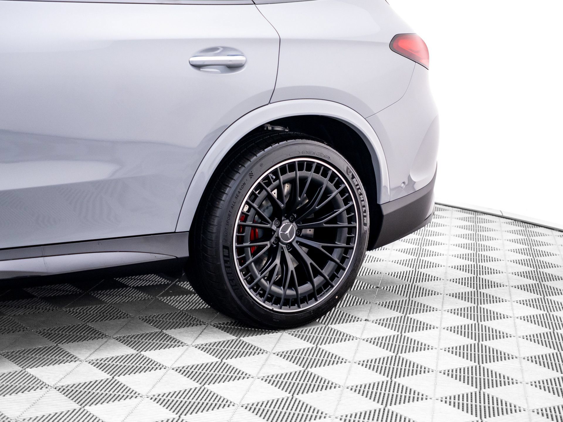 New 2026 Mercedes-Benz GLC 43 AMG 4MATIC image 35