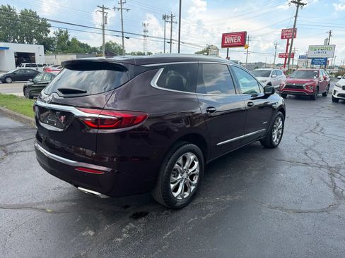 Used 2020 Buick Enclave Avenir w/ Avenir Technology Package FWD image 6
