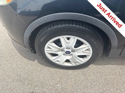 Used 2016 Ford Escape S FWD image 18