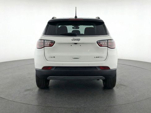 Used 2025 Jeep Compass Limited image 7