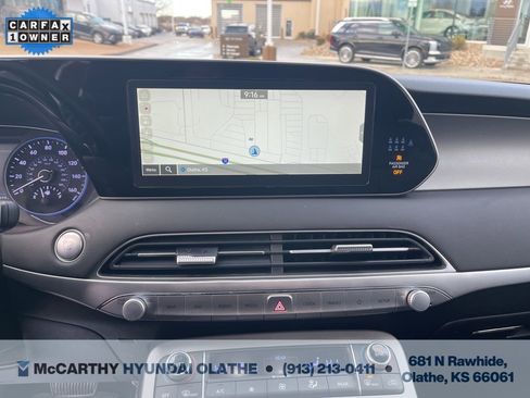 Certified 2022 Hyundai Palisade SEL w/ 8P Bench Seat Package image 11