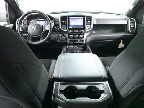 New 2026 RAM 1500 Express AWD/4WD image 10