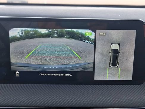 Certified 2025 Nissan Kicks SR w/ Illumination Package FWD image 21