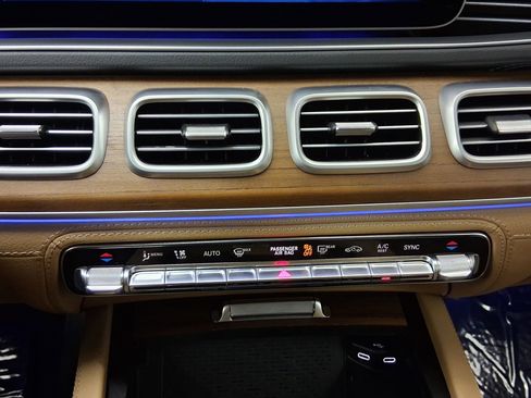 Used 2024 Mercedes-Benz GLE 350 4MATIC image 28