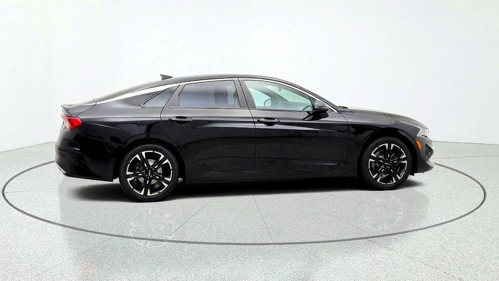 Used 2022 Kia K5 GT-Line AWD/4WD image 4