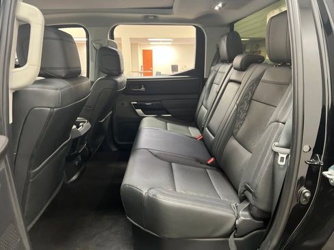 Used 2024 Toyota Tundra Limited image 32