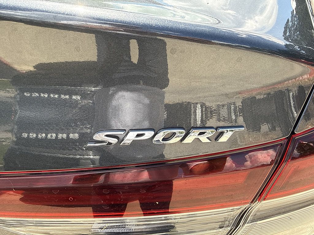 Used 2025 Honda Civic Sport image 7