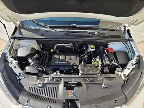Used 2018 Buick Encore Preferred FWD image 43