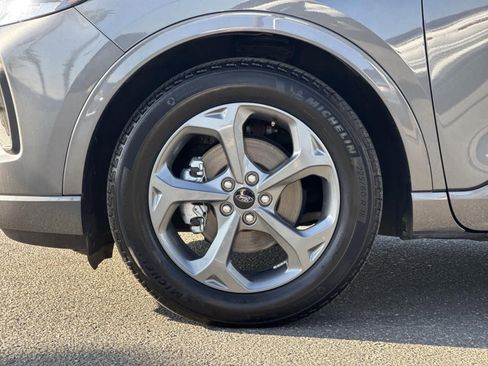 Used 2024 Ford Escape ST-Line image 12