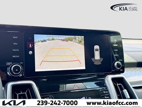 Used 2022 Kia Sorento S image 31