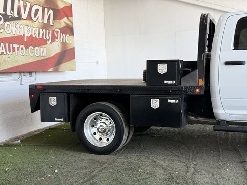 Used 2022 RAM 5500 Tradesman w/ Safety Group image 6