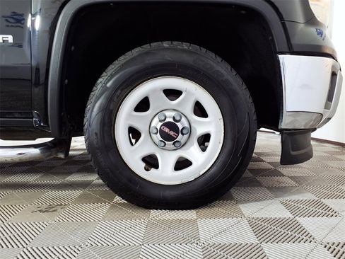 Used 2015 GMC Sierra 1500 2WD Double Cab w/ Sierra Convenience Package image 8