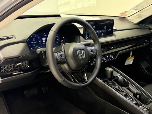 New 2025 Honda Accord EX-L image 16