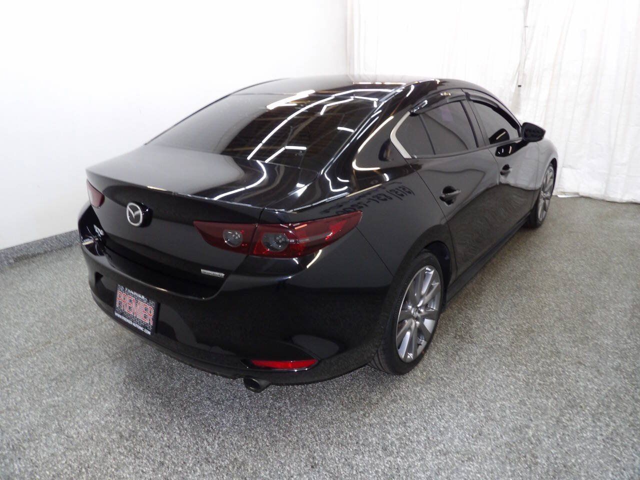Used 2020 MAZDA MAZDA3 Sedan w/ Select Package FWD image 6