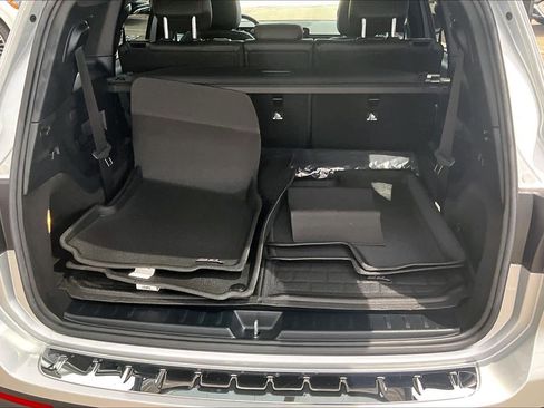 Certified 2022 Mercedes-Benz GLB 250 image 35
