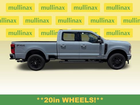 New 2026 Ford F250 Lariat w/ Black Appearance Package AWD/4WD image 2