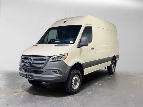 Used 2026 Mercedes-Benz Sprinter 2500 image 7