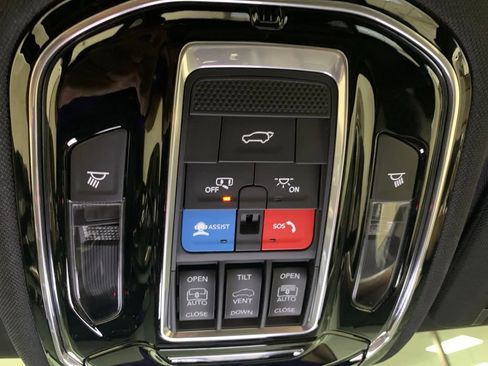Certified 2024 Jeep Grand Cherokee Summit w/ Adv Protech Group IV AWD/4WD image 29