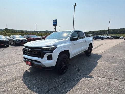 New 2025 Chevrolet Colorado Z71 w/ Technology Package image 2