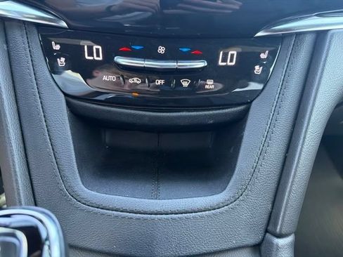 Used 2023 Cadillac XT6 Premium Luxury w/ Technology Package FWD image 44