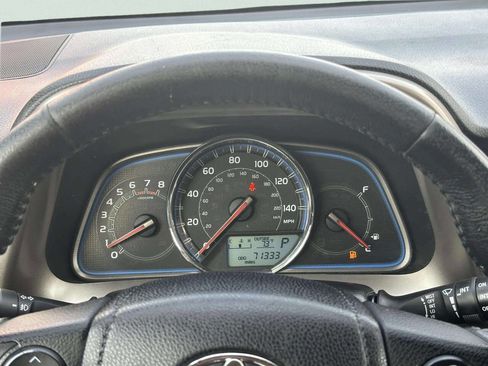 Used 2015 Toyota RAV4 Limited image 23