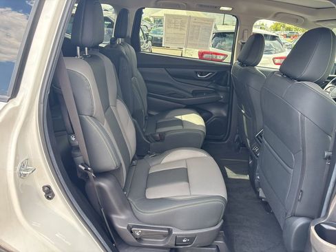 Used 2024 Subaru Ascent Onyx Edition w/ Popular Package Onyx image 11