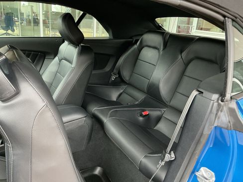 Used 2019 Ford Mustang Premium image 18