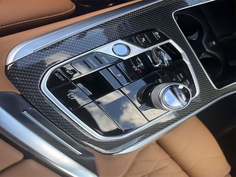 New 2026 BMW X5 M60i w/ Executive Package image 25