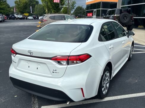 Used 2026 Toyota Corolla LE FWD image 4