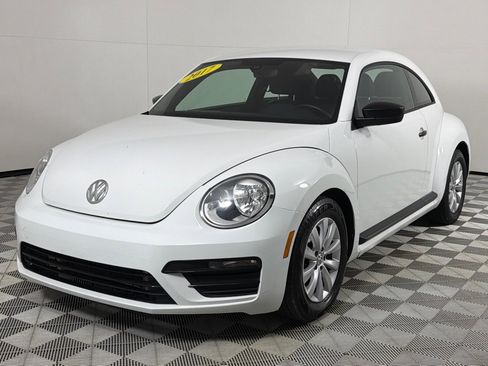 Used 2017 Volkswagen Beetle 1.8T S image 9